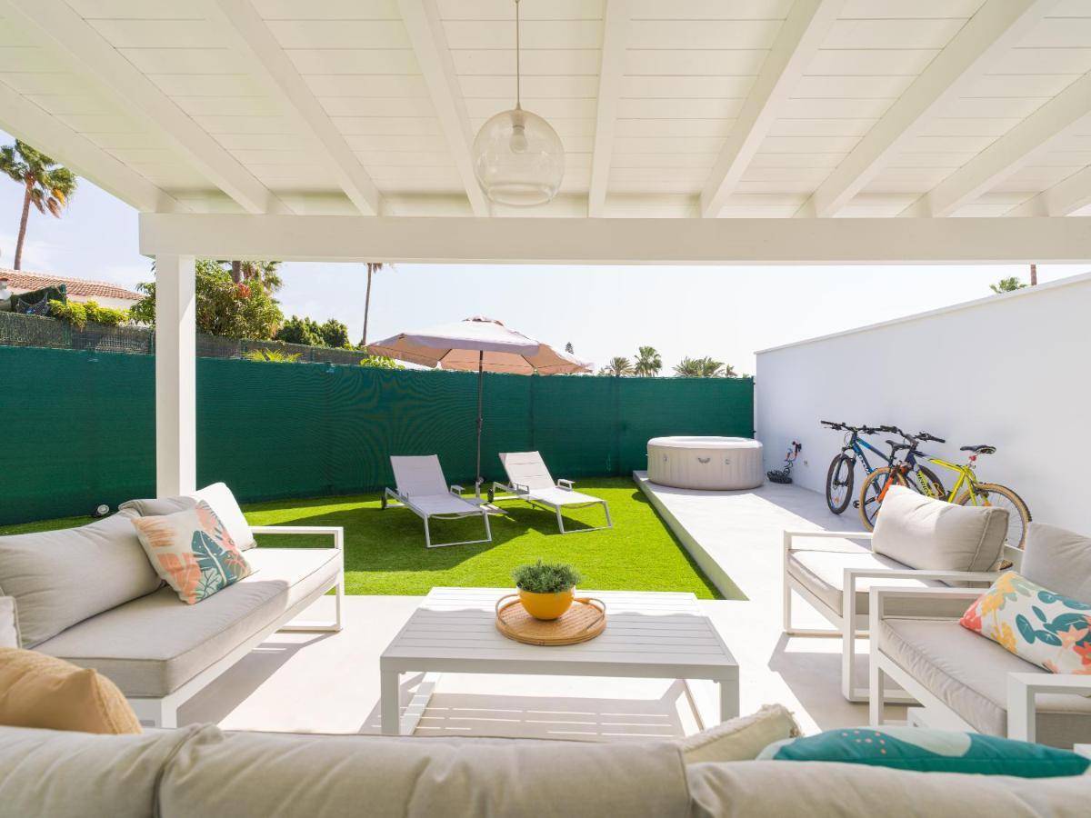 Aquarium Bungalow Private Jacuzzi, 3 Bedrooms, Ac And Bikes Maspalomas  Buitenkant foto